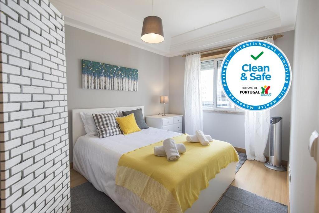 Lovelystay - Charming Marques Flat Lisbon Bagian luar foto