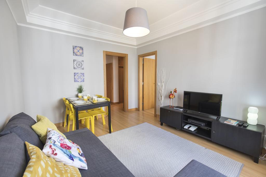 Lovelystay - Charming Marques Flat Lisbon Bagian luar foto